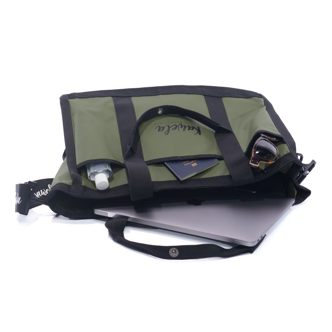 Sac fourre-tout KAWELÄ ZERMATT 25L avec compartiments spacieux et design moderne, vue de face.