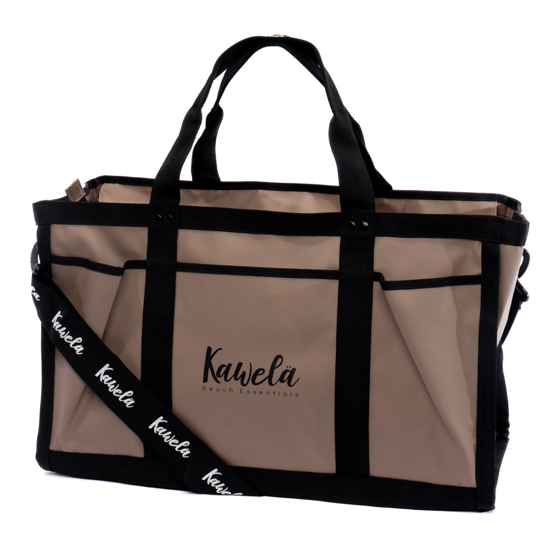 Grand sac fourre-tout KAWELÄ TUCSON XL 38L en tissu robuste avec multiples compartiments, idéal pour le voyage et le quotidien.