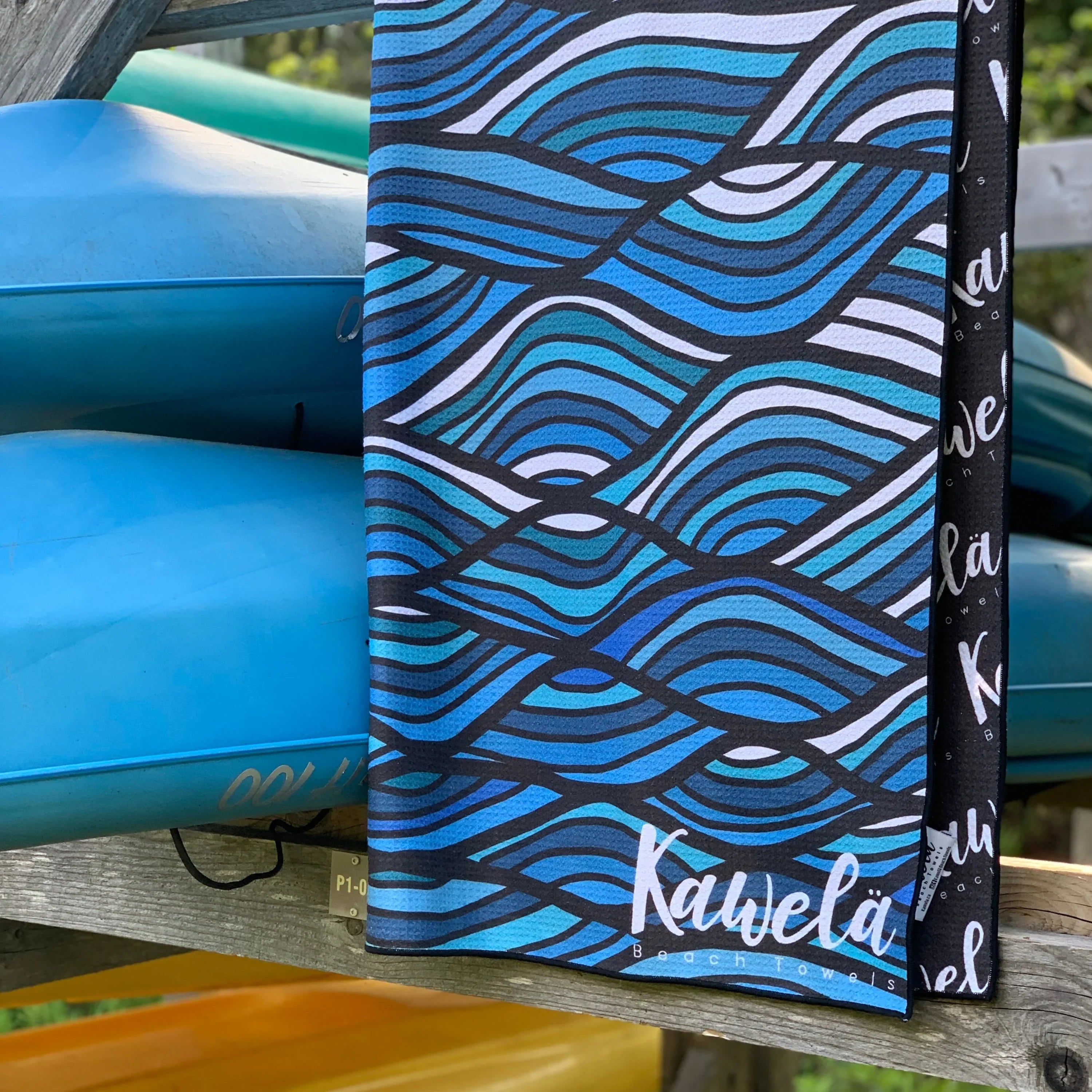 Serviette de plage KAWELÄ Jacksonville avec motif coloré, en tissu doux, idéale pour l&