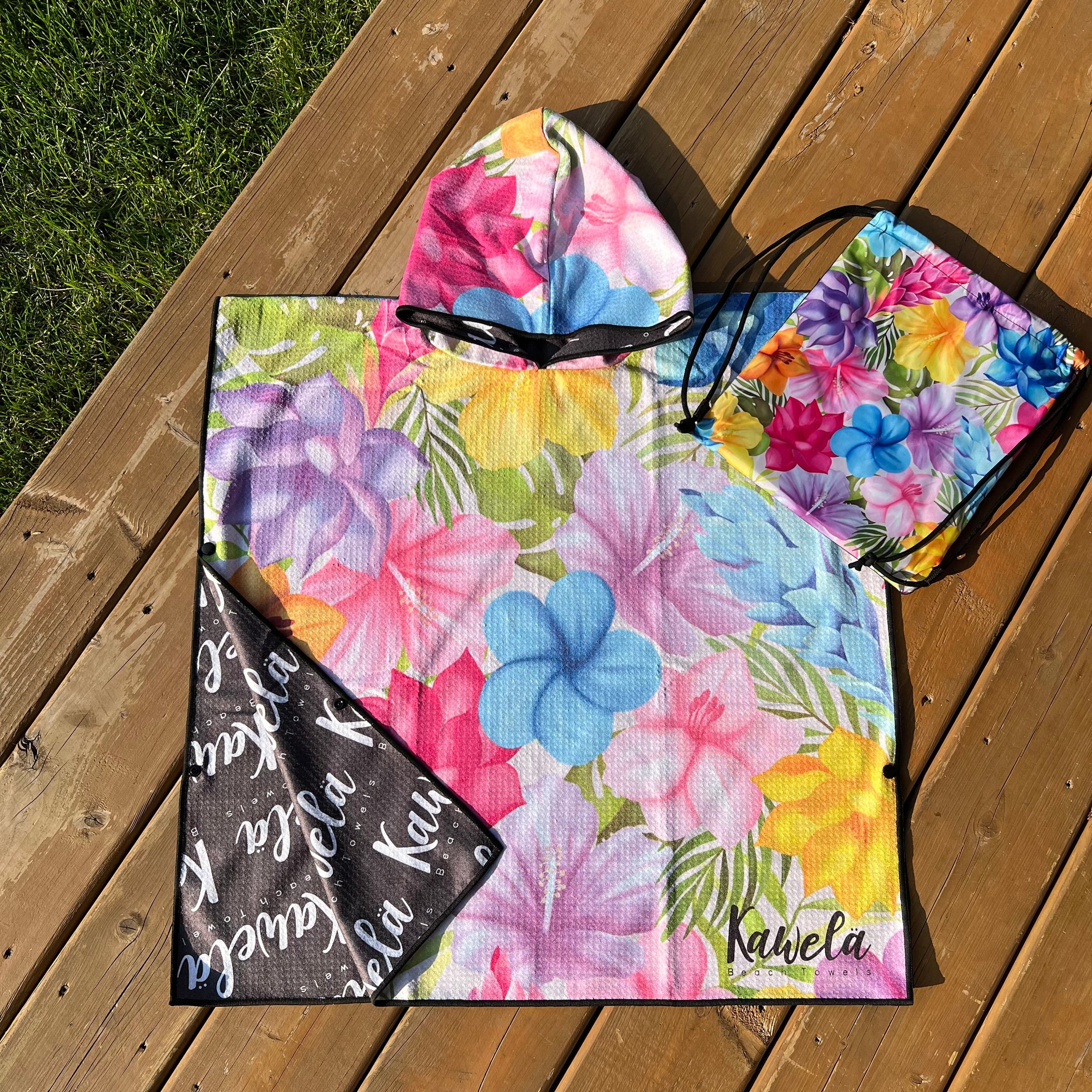 CLARENCE TOWN | Ponchos | Kawelä Towels | High Quality Microfiber