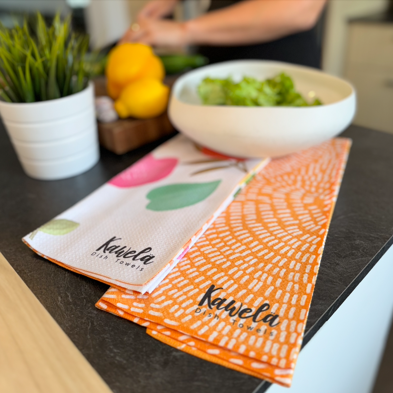 Linges à vaisselle KAWELÄ Florence, tissu absorbant et doux, affiché en couleur claire pour un nettoyage efficace.