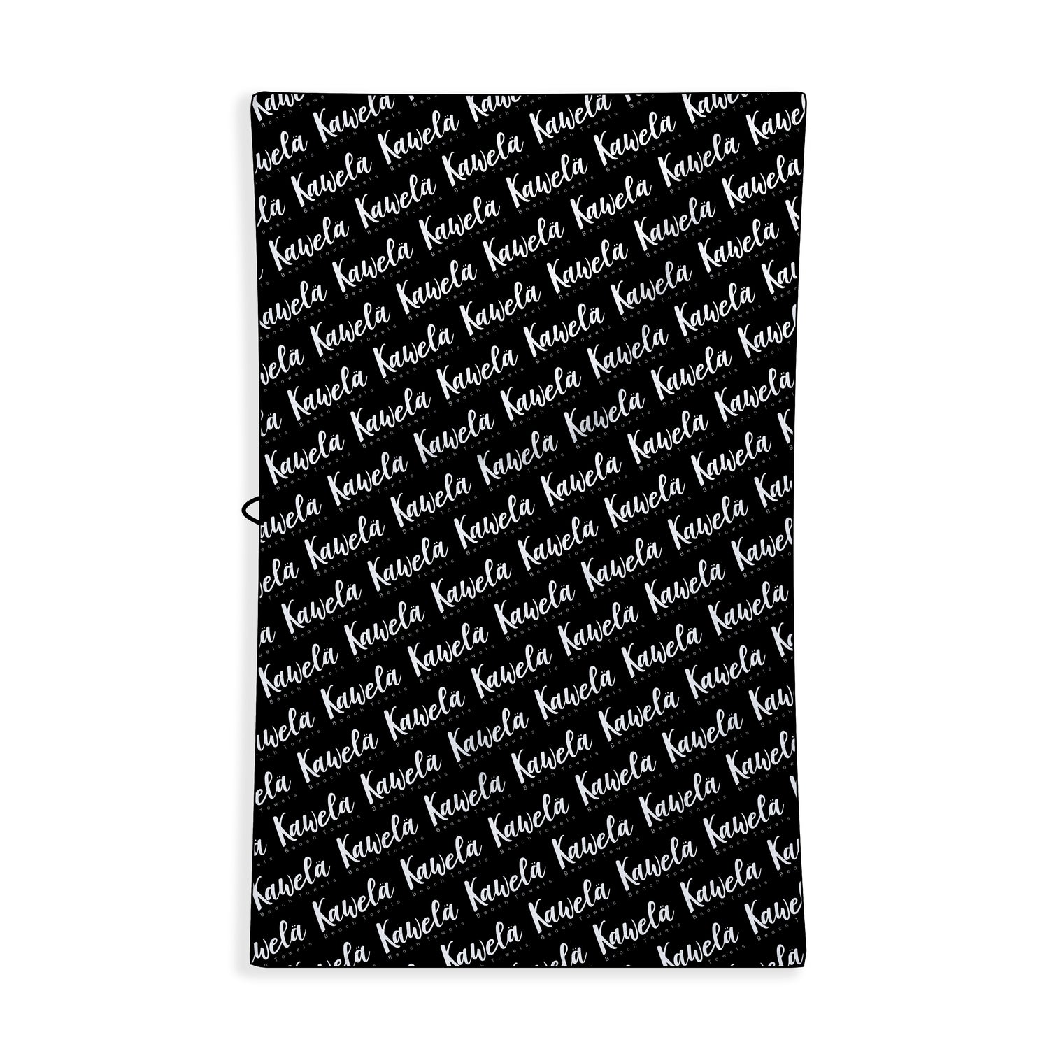 Serviettes de plage noires Kawelä FREEPORT, tissu doux et absorbant, pliées sur une surface en bois.