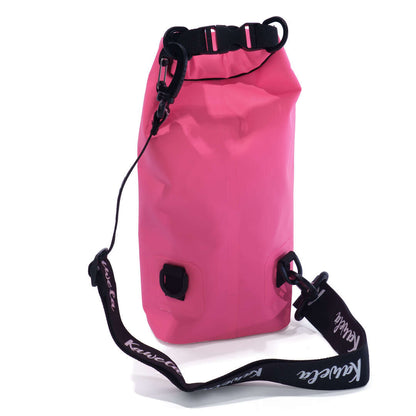 Sac étanche KAWELÄ Ibiza avec fermeture sécurisée, couleur vive et design pratique pour activités aquatiques.