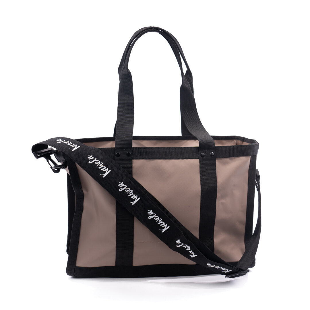 Sac fourre-tout KAWELÄ Tucson 25L en tissu avec poignées, vue de face, couleur neutre.