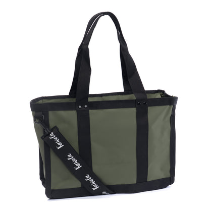 Sac fourre-tout KAWELÄ ZERMATT 25L avec design moderne, idéal pour le quotidien, visible sur fond clair.