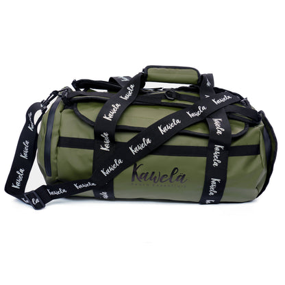 Sac de voyage KAWELÄ REYNOSA avec poignée et compartiments, vue de face, en tissu robuste.