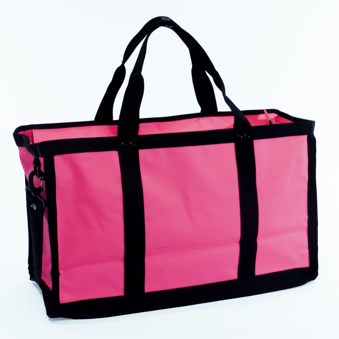Sac fourre-tout PÉKIN XL KAWELÄ de 38L avec design épuré, idéal pour un usage quotidien ou voyage.
