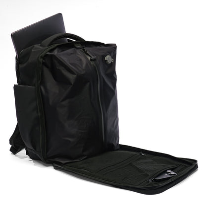 Sac à dos compressible KAWELÄ OSLO de 23L, en tissu léger, avec poches et bretelles ajustables, pour un rangement pratique.
