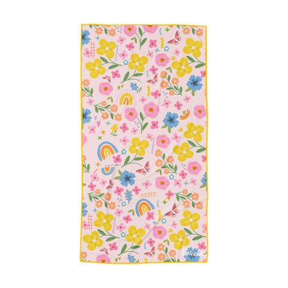 Serviettes pour enfants KAWELÄ Cahuita avec motifs colorés et designs ludiques, parfaites pour les enfants.